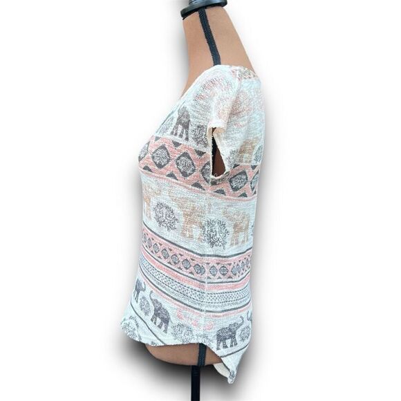 Ginger G Loose Knit Lightweight Elephant Boho Print Short Sleeve, Women’s Small - Picture 2 of 7